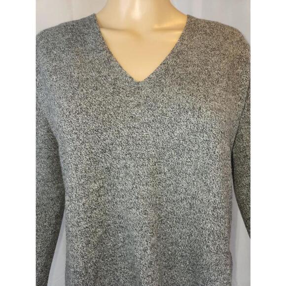 Aritzia | Babaton | Gray long sleeve | Small - Picture 7 of 10